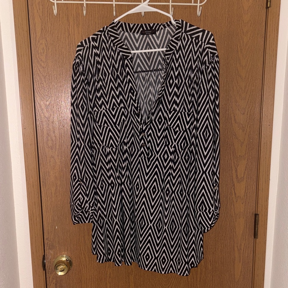 Cocomo Black and White Geometric Blouse